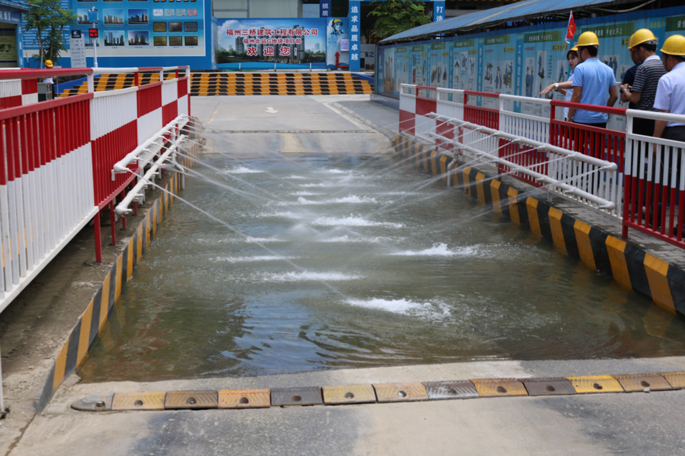 公司參加2017年第一次全省住宅質(zhì)量通病防治及建筑施工安全標(biāo)準(zhǔn)化（工地消防）現(xiàn)場觀摩會(huì)