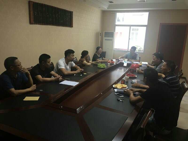 2017年7月1日黨員會議《會議主題：一、學(xué)習(xí)廖俊波找差距、抓落實(shí)主題組織生活會。二、學(xué)習(xí)袁毅同志在學(xué)習(xí)廖俊波同志先進(jìn)事跡座談會上的講話。三、劉云山在福建調(diào)研時強(qiáng)調(diào)學(xué)習(xí)弘揚(yáng)廖俊波同志崇高精神在為民實(shí)干中發(fā)揮先鋒模范作用的文章。》